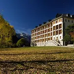 La Casa De Pineta Hostel *