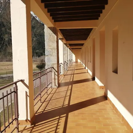 La Casa De Pineta Hostel *